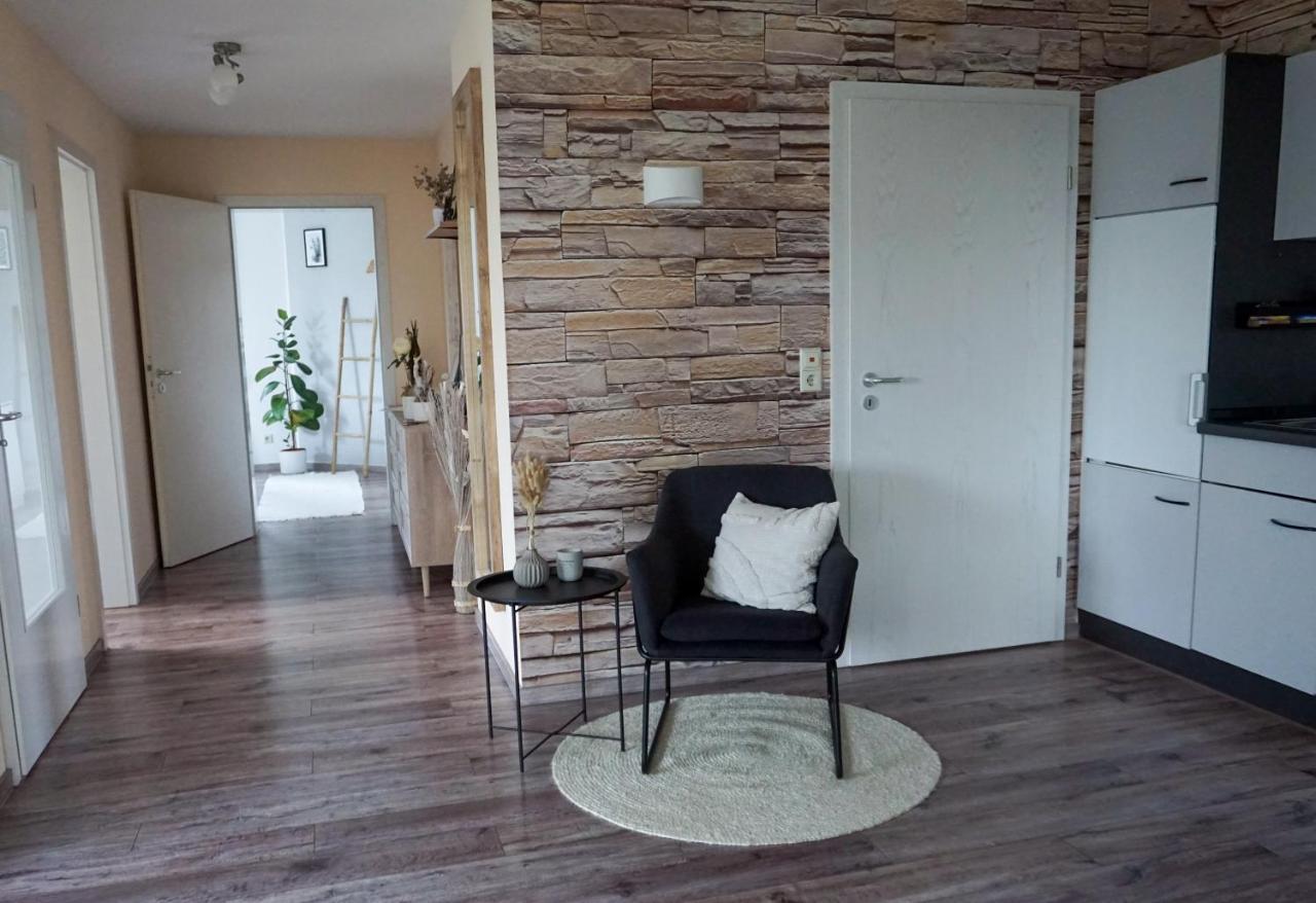 Schoene Wohnung Mit Terrasse & Blick Ins Gruene Dormettingen エクステリア 写真