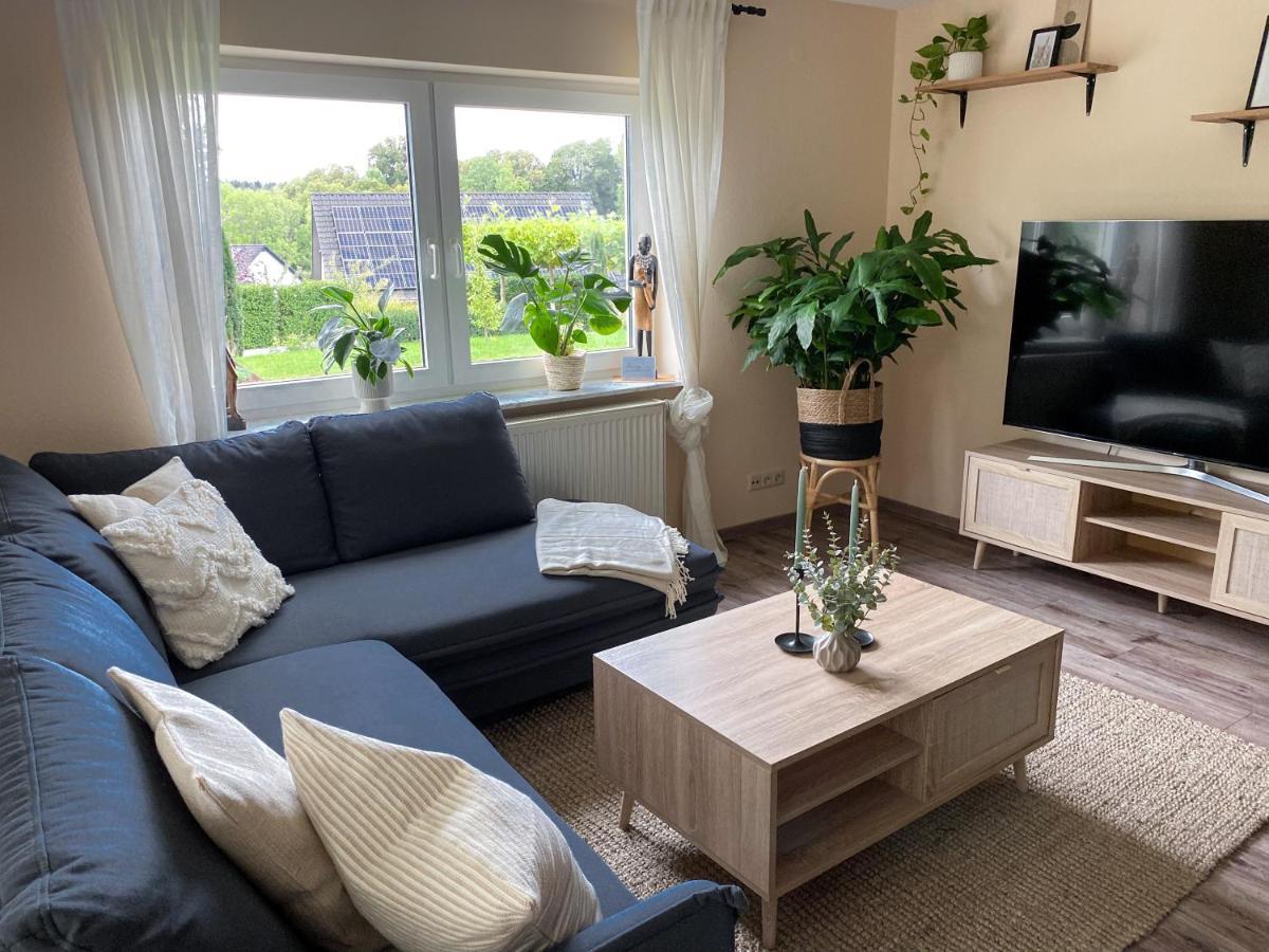 Schoene Wohnung Mit Terrasse & Blick Ins Gruene Dormettingen エクステリア 写真